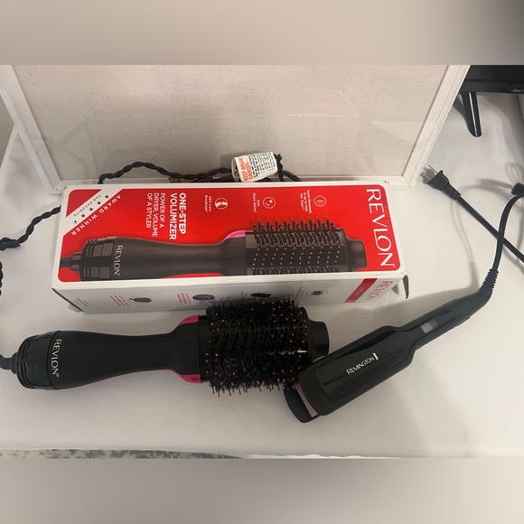 Revlon Salon Hair Dryer and Volumizer & Remington Hair Straightener bundle - Picture 1 of 7